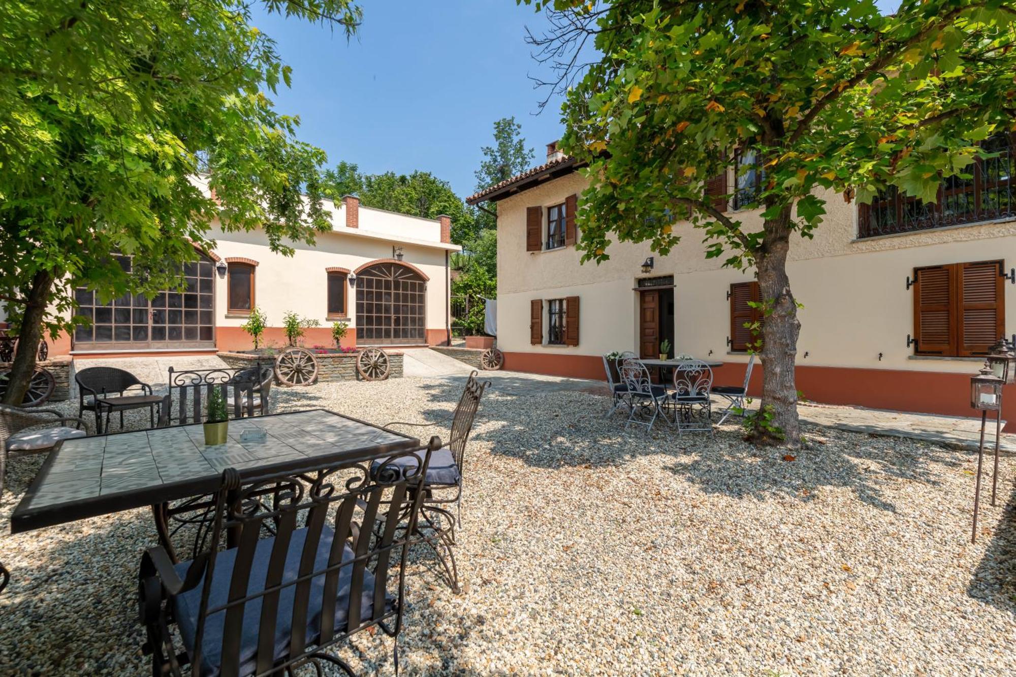 Piemonte Country House Agliano Terme Exterior photo